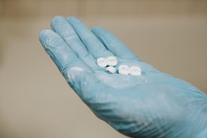 Z czego robi się plomby dentystyczne?